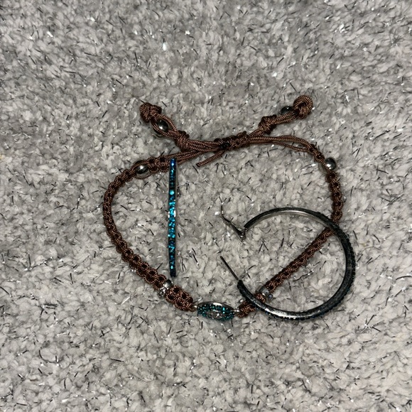Turquoise earring and brown/turquoise bracelet set! - Picture 2 of 4